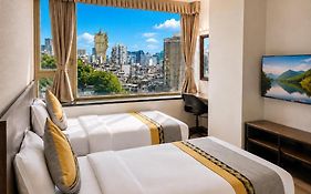 Grand Harbour Hotel